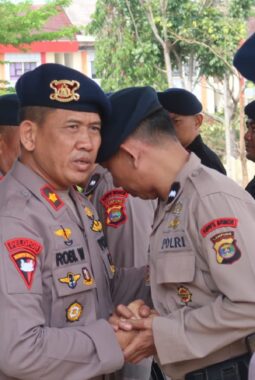 Danyon B Pelopor Lepas 15 Personel Mutasi ke Satuan Kewilayahan, Tekankan Profesionalisme dan Loyalitas